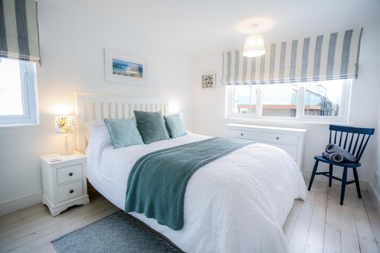 Hightide - Bracklesham Bay Apartment ชิชิสเตอร์ ภายนอก รูปภาพ